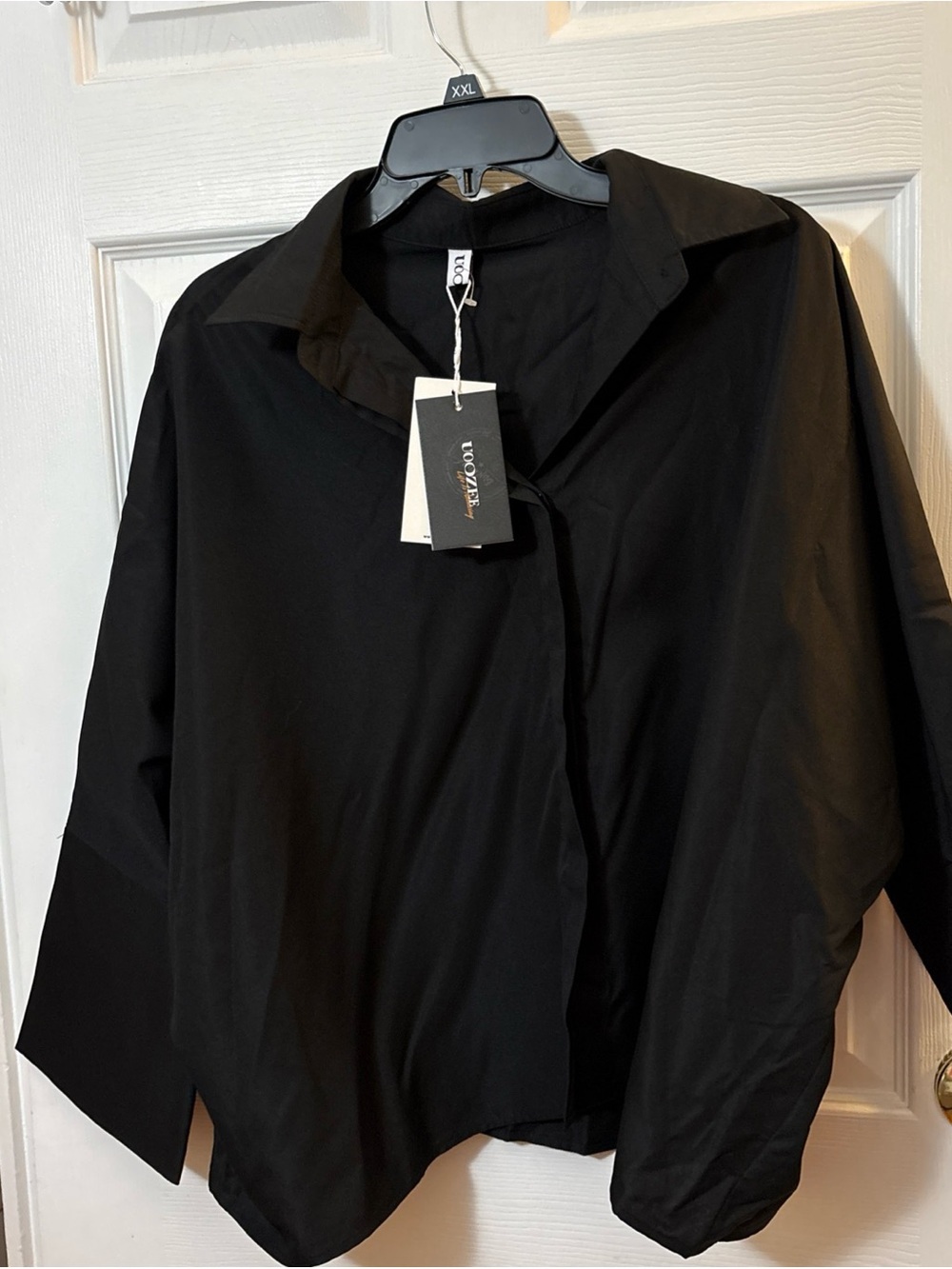 Elegant Black Women's Collared Blouse